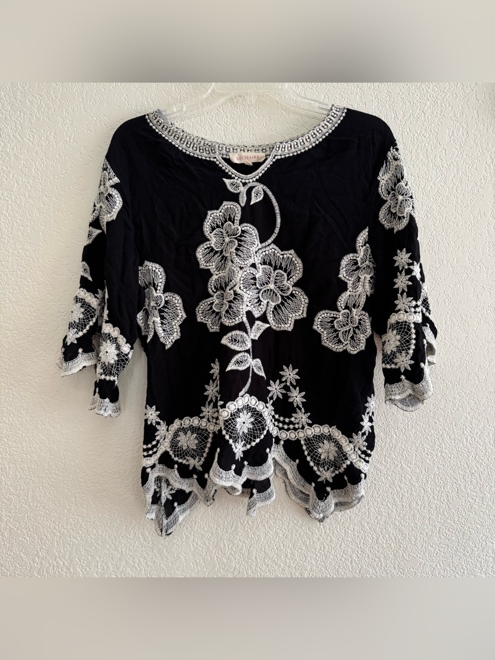 Solitaire Black White Boho Top Floral Embroidered Romantic Whimsy Fairy L